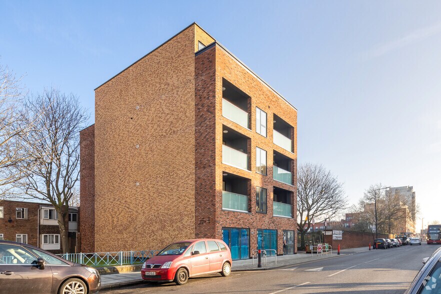 48-54 Leytonstone Rd, London en venta - Foto del edificio - Imagen 2 de 7