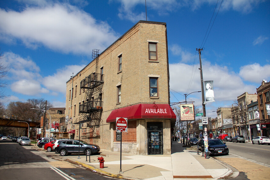 2320 N Milwaukee Ave, Chicago, IL en alquiler - Foto del edificio - Imagen 2 de 4