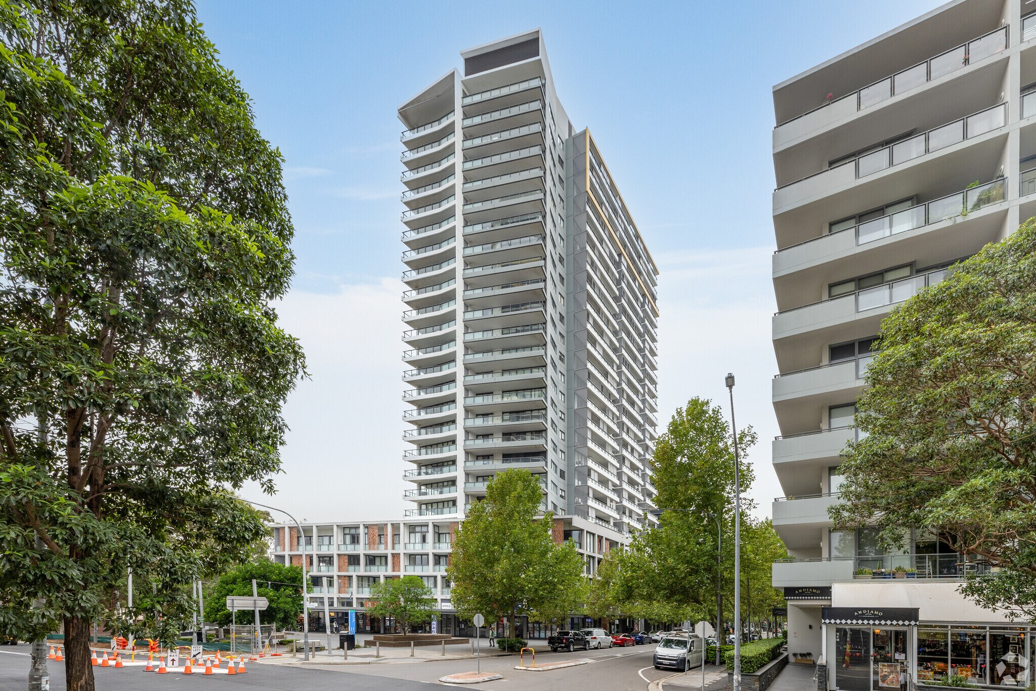 7 Rider Bvd, Rhodes en venta Foto principal- Imagen 1 de 5