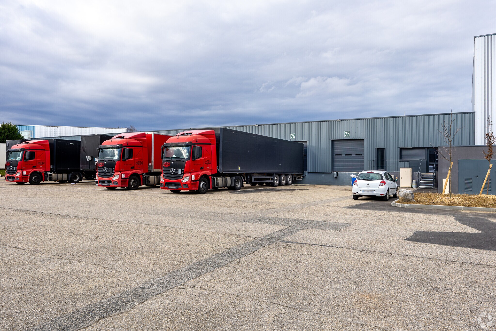 20-22 Avenue Du 24 Août 1944, Corbas en alquiler Foto principal- Imagen 1 de 3