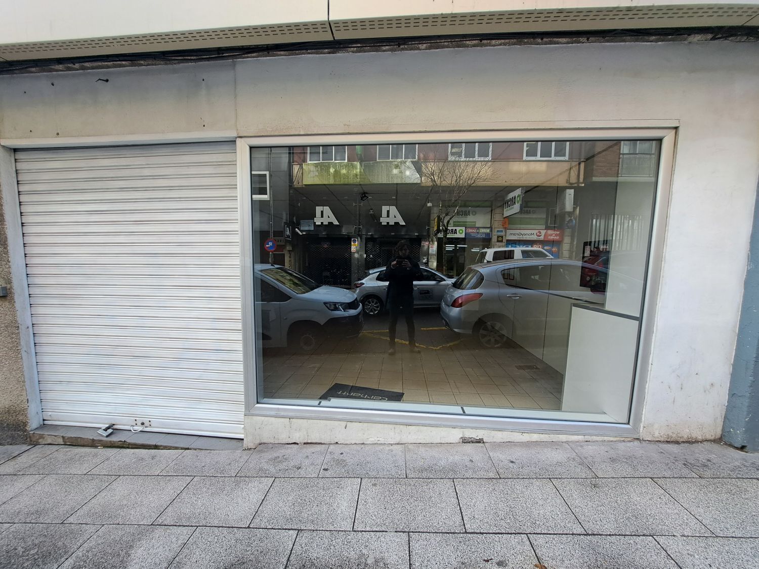 Local en Santiago de Compostela, La Coruna en alquiler Foto del edificio- Imagen 1 de 11