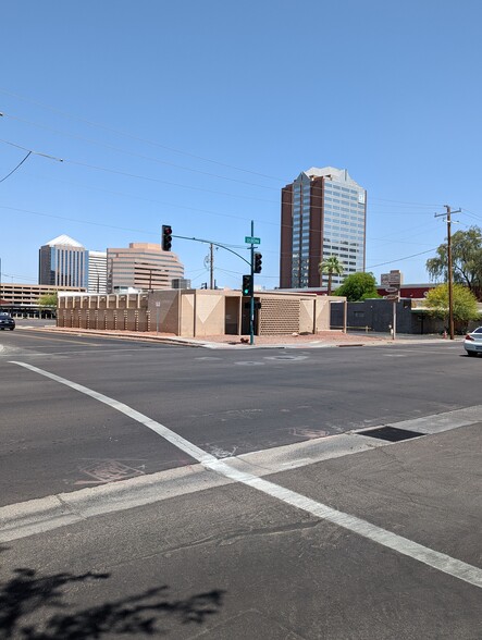 120 W Osborn Rd, Phoenix, AZ en venta - Foto del edificio - Imagen 1 de 5