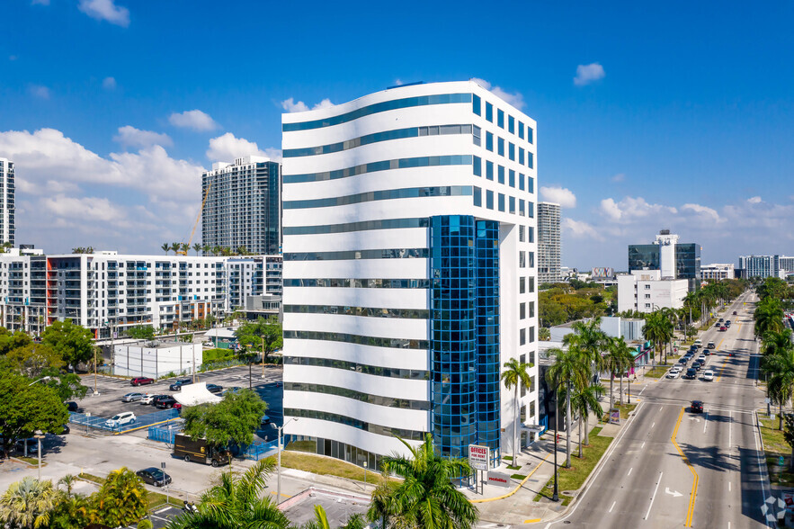 2800 Biscayne Blvd, Miami, FL en alquiler - Foto del edificio - Imagen 3 de 4