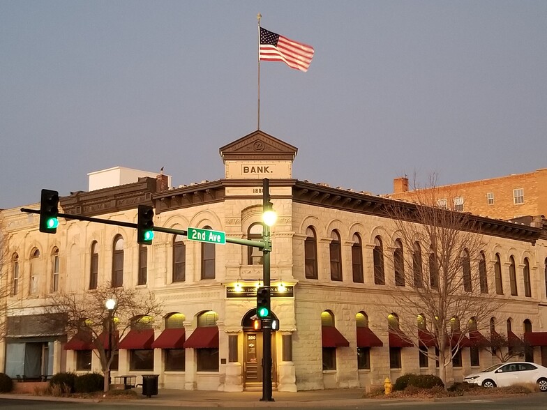 200 N Main St, Hutchinson, KS en alquiler - Foto del edificio - Imagen 1 de 13