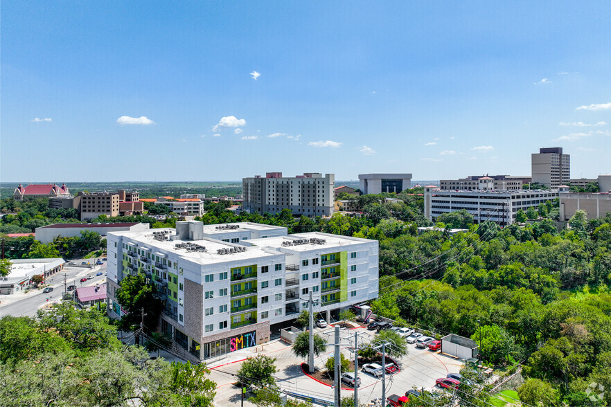 817 Chestnut St, San Marcos, TX en alquiler - Vista aérea - Imagen 2 de 20