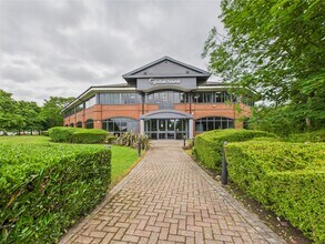 Westmere Dr, Crewe en alquiler Foto del edificio- Imagen 1 de 7