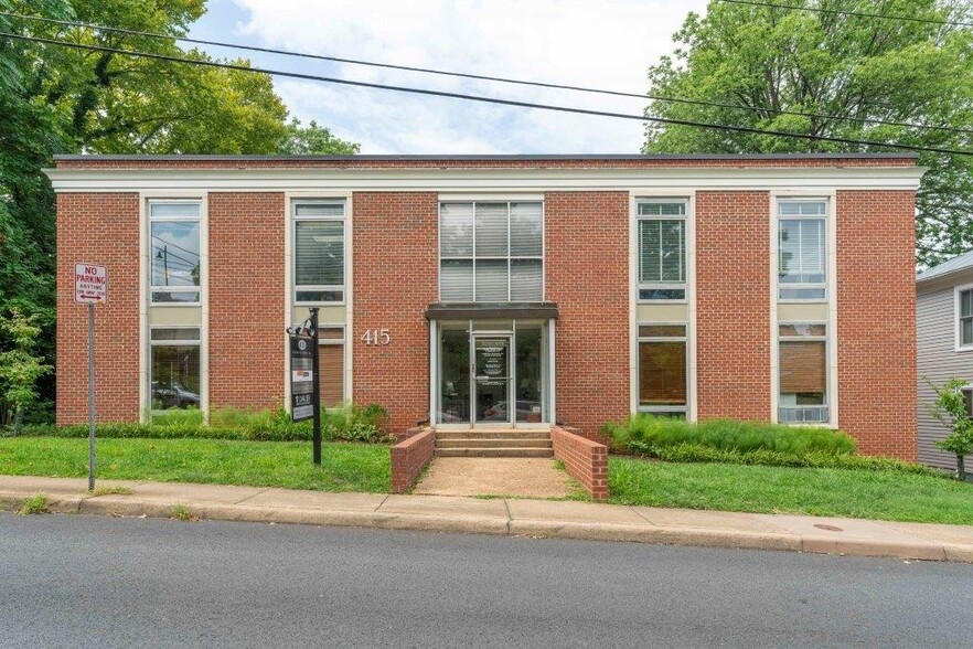 415 4th St NE, Charlottesville, VA en venta - Foto del edificio - Imagen 1 de 32