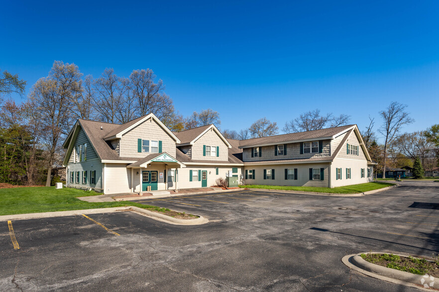 2805 Pontiac Lake Rd, Waterford, MI en venta - Foto del edificio - Imagen 1 de 4