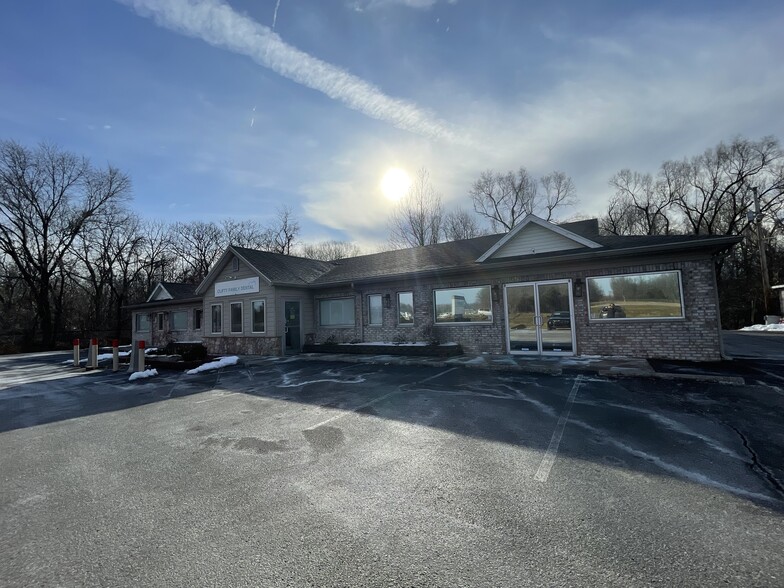 1105 Clifty Dr, Madison, IN en venta - Foto del edificio - Imagen 2 de 11