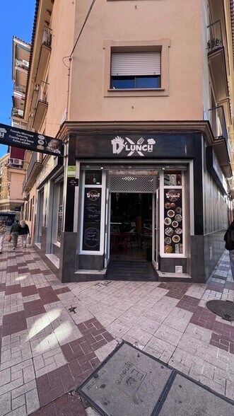 Local en Málaga, Málaga en alquiler - Foto del edificio - Imagen 1 de 19