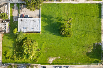 735 SW 1st St, Miami, FL - VISTA AÉREA  vista de mapa - Image1