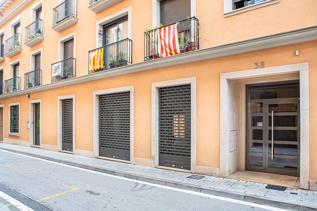 Más detalles de Carrer Guayaquil, 38, Granollers - Edificio residencial​ en venta
