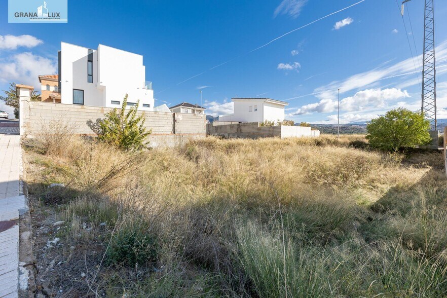 Avenida Cerro Alfonsico, 20, Peligros, Granada en venta - Foto del edificio - Imagen 2 de 18