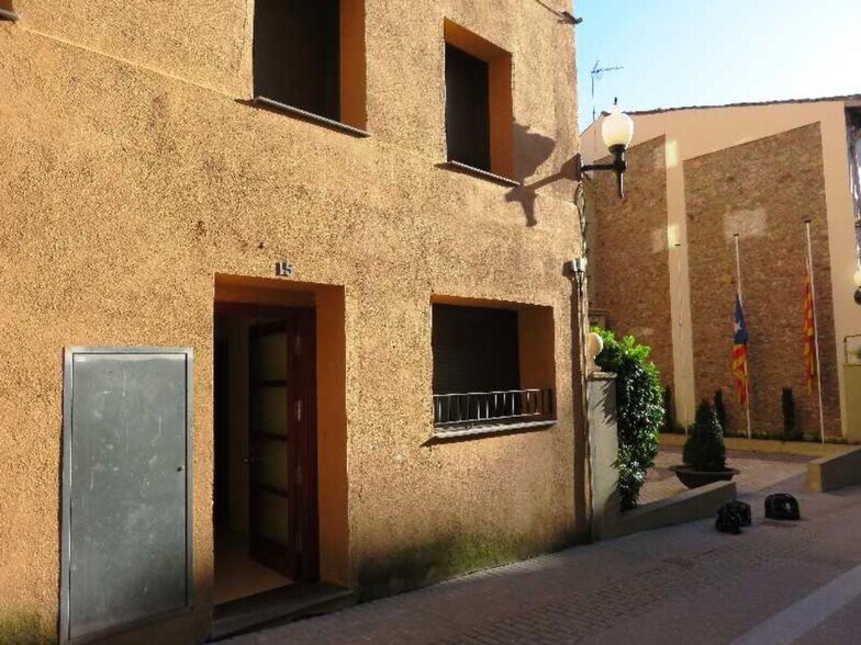 Edificio residencial en Sant Hilari Sacalm, Gerona en venta - Foto del edificio - Imagen 2 de 2