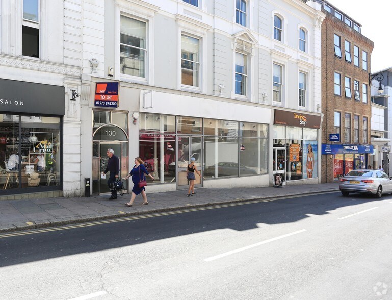 130 Queens Rd, Brighton en alquiler - Foto del edificio - Imagen 2 de 2