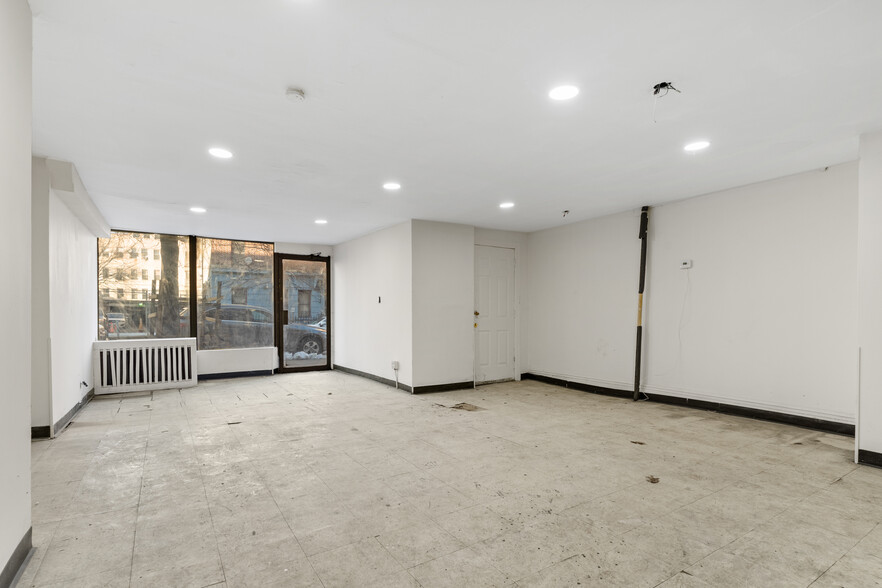 776 Saint Johns Pl, Brooklyn, NY en alquiler - Foto del interior - Imagen 1 de 11