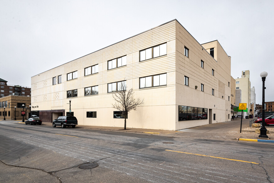 505 King St, La Crosse, WI en alquiler - Foto del edificio - Imagen 3 de 4