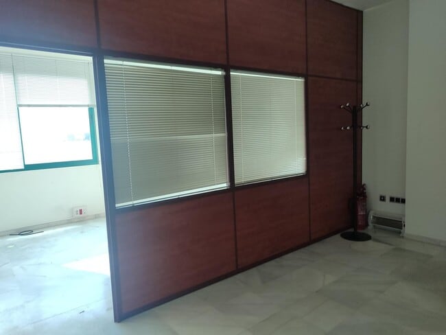 Más detalles de De Hytasa, Sevilla - Oficina en alquiler