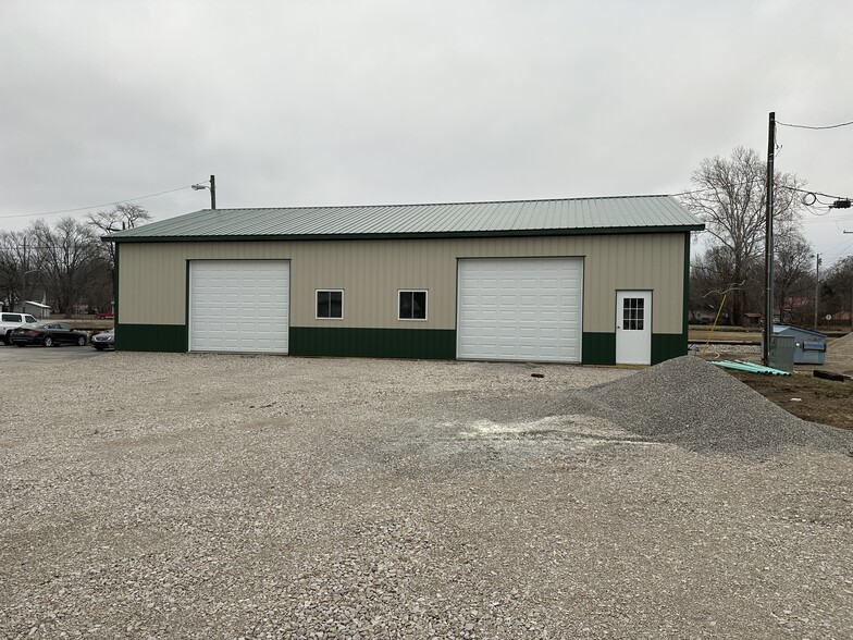 263 Commercial St, Worthington, IN en venta - Foto del edificio - Imagen 1 de 6