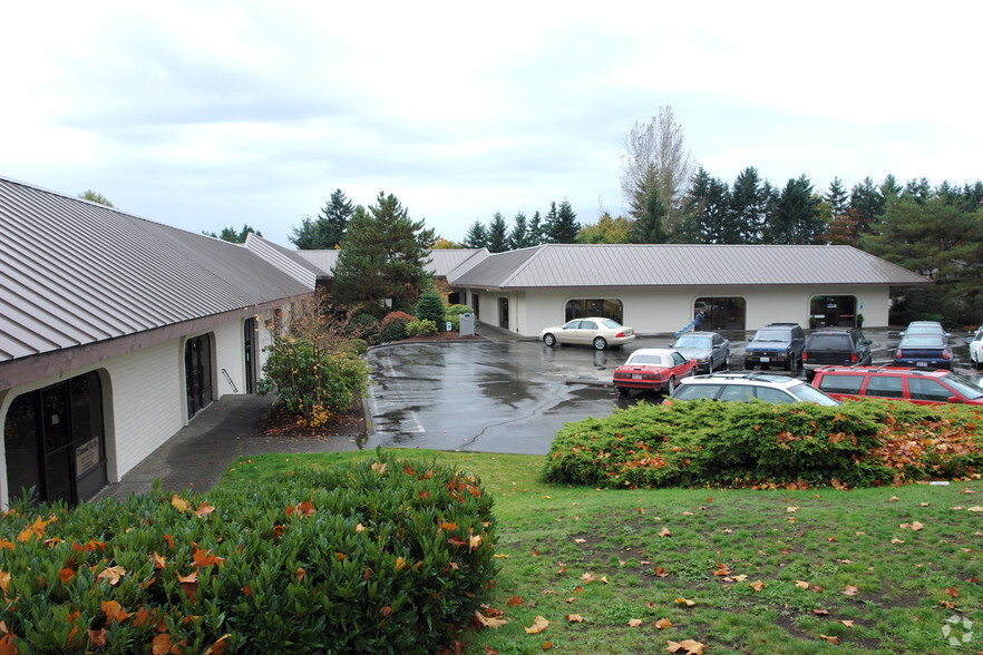 13555 NE Bel Red Rd, Bellevue, WA en alquiler - Foto principal - Imagen 1 de 3