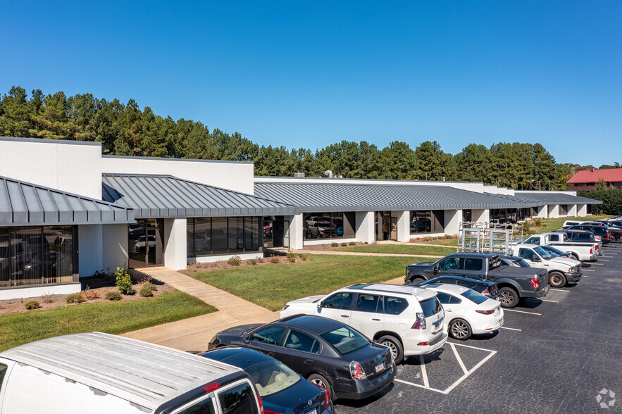 5172 Brook Hollow Pkwy, Norcross, GA en alquiler - Foto del edificio - Imagen 1 de 25