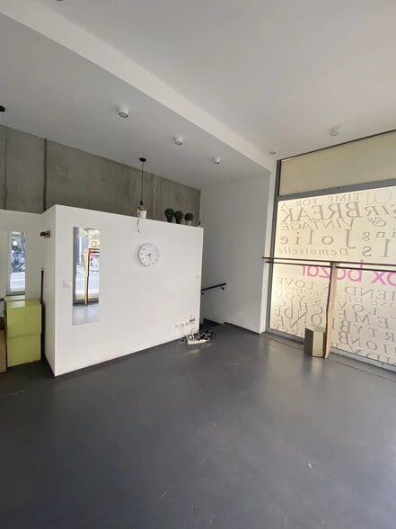 Local en Paris en venta - Foto del edificio - Imagen 3 de 6