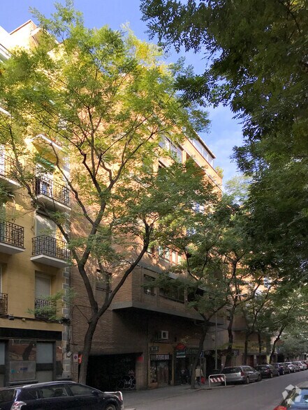 Calle de Blasco de Garay, 59, Madrid, Madrid en alquiler - Foto del edificio - Imagen 1 de 1