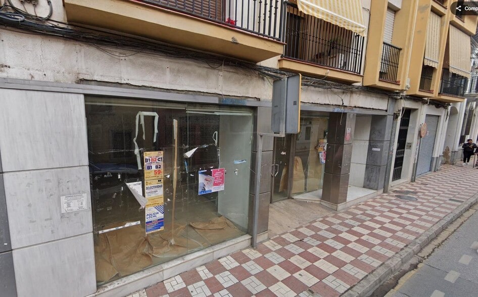 Calle Granada, 11, Albolote, Granada en alquiler - Foto del edificio - Imagen 2 de 4
