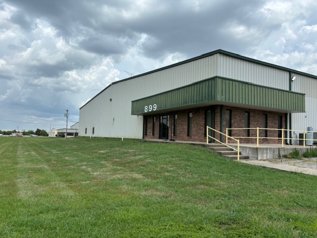 899 Industrial Dr, Lewisburg, TN en alquiler - Foto principal - Imagen 1 de 13