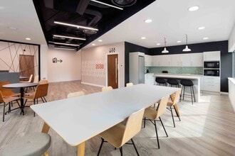 2530 Park Av, Bristol en alquiler Foto del interior- Imagen 2 de 10