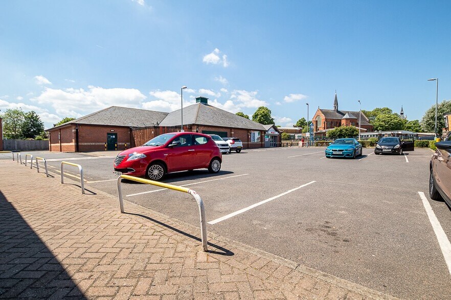 95-103 Convamore Rd, Grimsby en alquiler - Foto del edificio - Imagen 2 de 2