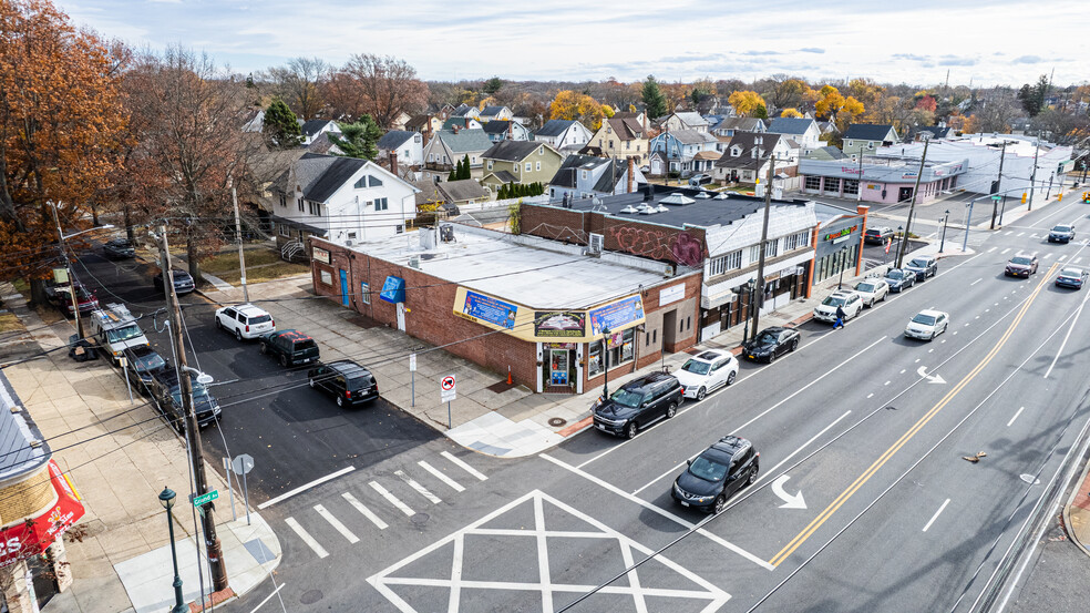 1951-1953 Grand Ave, Baldwin, NY en venta - Foto del edificio - Imagen 1 de 5