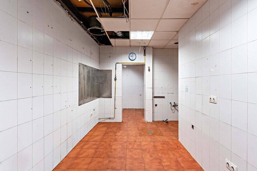 Local en Almería, Almería en alquiler - Foto del edificio - Imagen 3 de 20