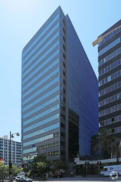 3530 Wilshire Blvd, Los Angeles, CA en alquiler - Foto del edificio - Imagen 2 de 14