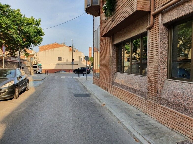Local en Igualada, Barcelona en alquiler - Foto del edificio - Imagen 2 de 3
