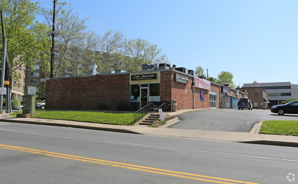 174-188 Rollins Ave, Rockville, MD en alquiler - Foto del edificio - Imagen 3 de 11