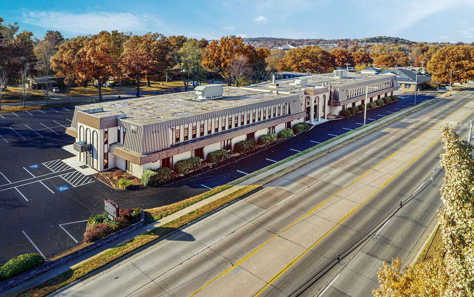 3601 SW 29th St, Topeka, KS en alquiler - Foto del edificio - Imagen 1 de 12