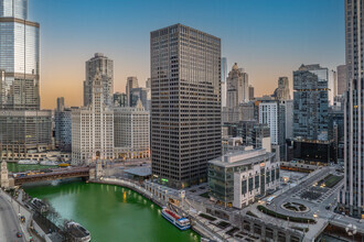 401 N Michigan Ave, Chicago, IL - vista aérea  vista de mapa