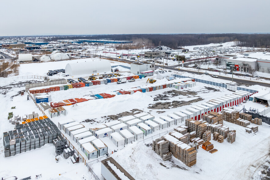 190 Boul Bellerose O, Laval, QC en alquiler - Vista aérea - Imagen 2 de 5