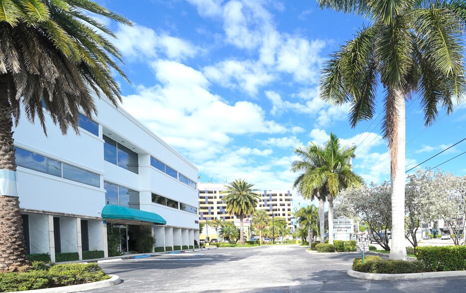 1995 E Oakland Park Blvd, Fort Lauderdale, FL en venta - Foto del edificio - Imagen 1 de 9