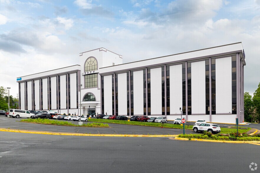 7777 Leesburg Pike, Falls Church, VA en alquiler - Foto del edificio - Imagen 2 de 13