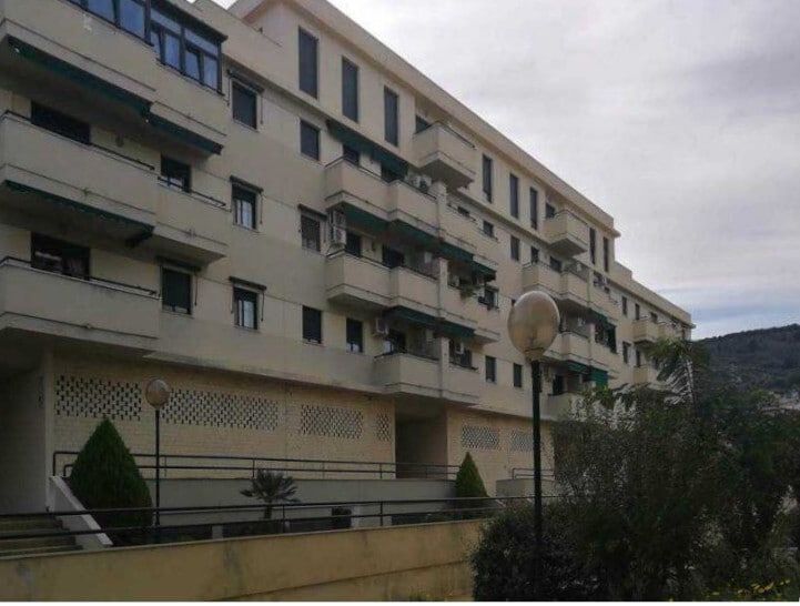 Edificio residencial en Antequera, Málaga en venta - Foto del edificio - Imagen 2 de 3