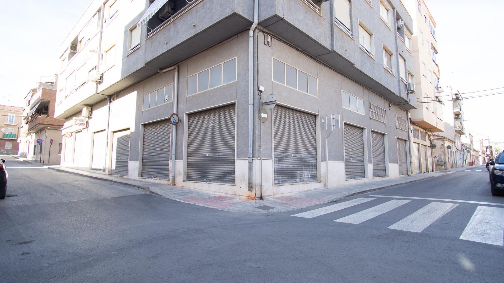 Local en Elda en venta Foto del edificio- Imagen 1 de 8