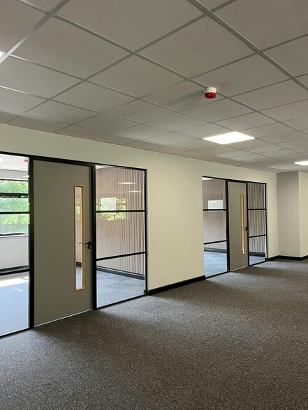 Pontefract Rd, Barnsley en alquiler - Foto del edificio - Imagen 2 de 16