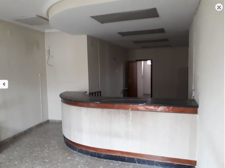 Local en Barbadillo en venta - Foto del edificio - Imagen 3 de 4