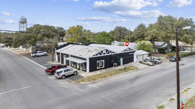 321 E Fannin St, Luling, TX en alquiler Foto del edificio- Imagen 1 de 30