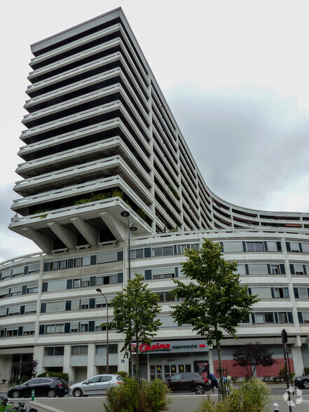 Edificio residencial en Paris en venta - Foto del edificio - Imagen 3 de 3