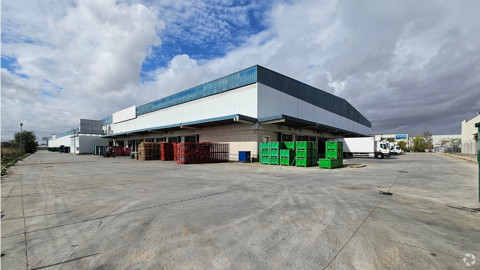 Calle Galileo Galilei, 3, Alcalá de Henares, Madrid en alquiler - Foto del edificio - Imagen 2 de 18