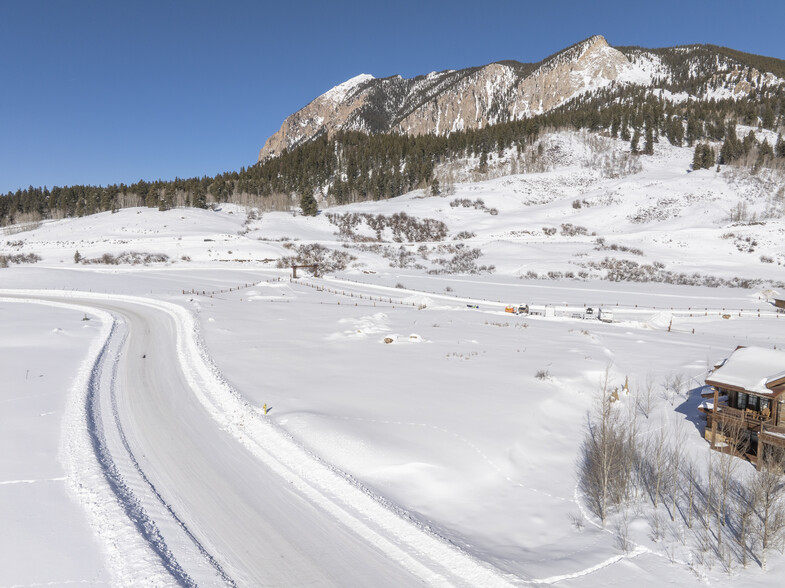 163 N Avion Dr, Crested Butte, CO en venta - Foto del edificio - Imagen 2 de 33