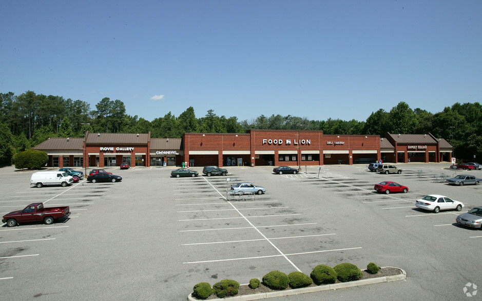 15700-15710 Jefferson Davis Hwy, Colonial Heights, VA en alquiler - Foto principal - Imagen 2 de 5